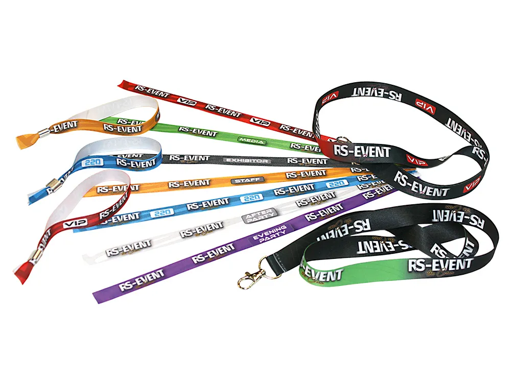 Színes egyedi grafikával nyomtatott szatén nyakpánt (20 mm)